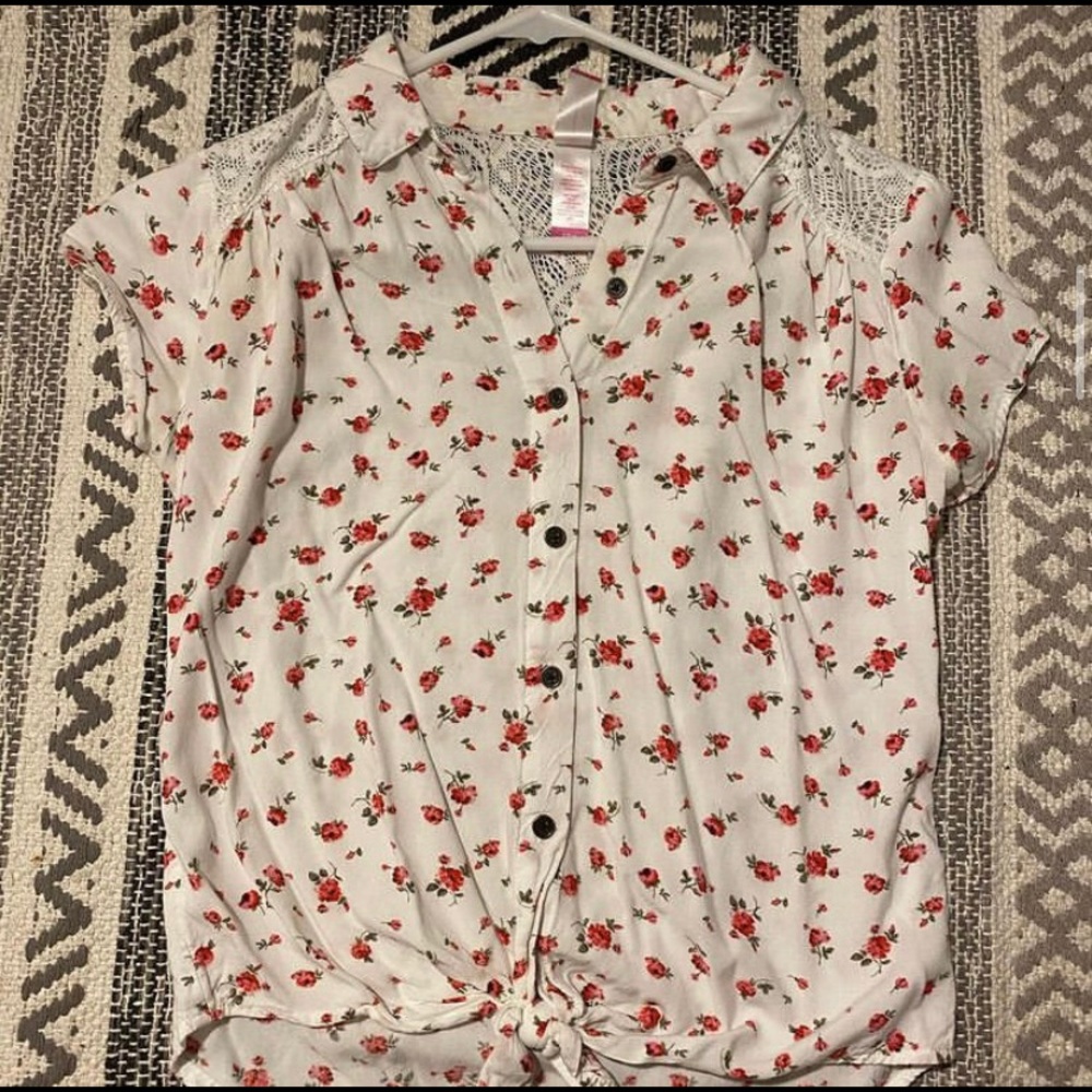 COPY - No Boundaries Floral Tee